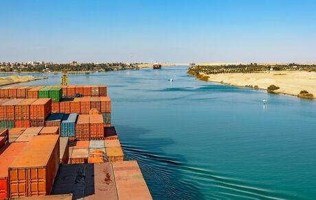 مصر عوارض عبور از کانال سوئز را گرانتر کرد
