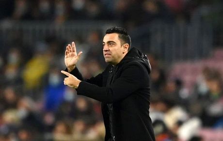 سفر به ایران، مانع همراهی ژاوی با بارسلونا به آمریکا!