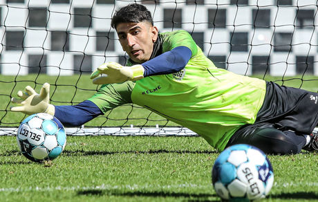 بیرانوند پیشنهاد ۱۱۰ میلیاردی استقلال را تایید کرد