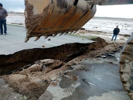 فرونشست به بردسکن رسید