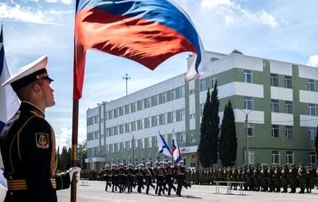 احضار نمایندگان روسیه توسط انگلیس و اتحادیه اروپا