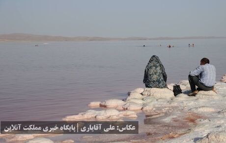 روزهای غمناک و کم آب دریاچه ارومیه