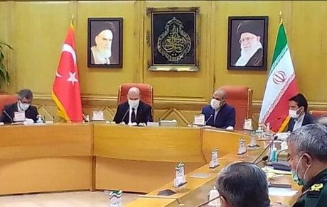 تاکید وزرای کشور ایران و ترکیه بر گسترش همکاری ها و مبارزه با تروریسم