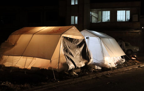 دو فوتی در چادرهای اسکان زلزله‌زدگان خویی