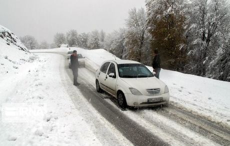 گزارش پلیس راهور درباره برف و باران در جاده های ۱۰ استان کشور