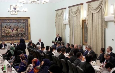 دیدار عراقچی با ایرانیان مقیم ارمنستان