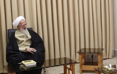 دست متجاوزان از ذخایر بانک مرکزی کوتاه شود