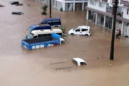 ۲ هزار کشته بر اثر سیل و طوفان در لیبی