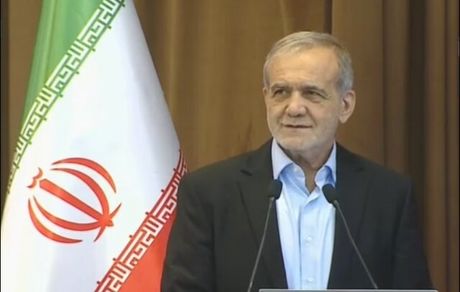 رئیس جمهور: با هم صادق باشیم / اول خودمان را اصلاح کنیم بعد دنیا را