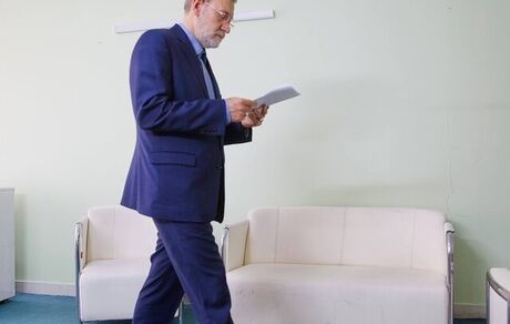لاریجانی به عمان می‌رود