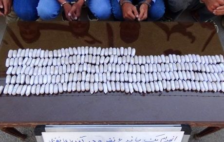 کشف ۲ کیلو هروئین از محل عجیب جاسازی شده اعضای یک باند قاچاق موادمخدر