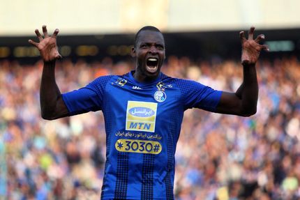 دیاباته تهران را ترک کرد