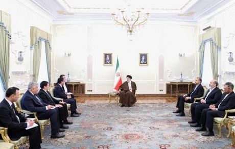 تسریع در اجرایی کردن توافقات روسای جمهور ایران و ازبکستان