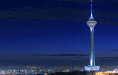 دختران، روز شنبه رایگان از برج میلاد بازدید کنند