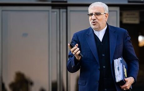 وزیر نفت درخصوص اختلال جایگاه‌های سوخت: می‌خواستند مردم را عصبانی کنند