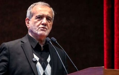 رئیس جمهور: باید با جامعه برخورد صادقانه داشته باشیم / مشکلات به این دلیل است که به حق و حقوق خود قانع نیستیم