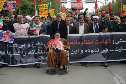 راهپیمایی مردمی بعد از نمازجمعه در سراسر کشور در اعتراض به حمله تروریستی در شاهچراغ