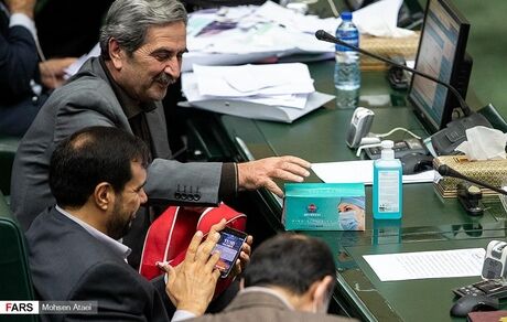 
دیدن ساک قرمزتان اذیت‌مان کرد/ شنیدن خبر سفرتان آزارمان داد

