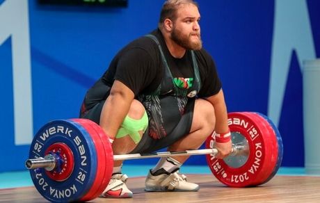 وزنه بردار دسته فوق سنگین کشورمان از مسابقات جهانی انصراف داد