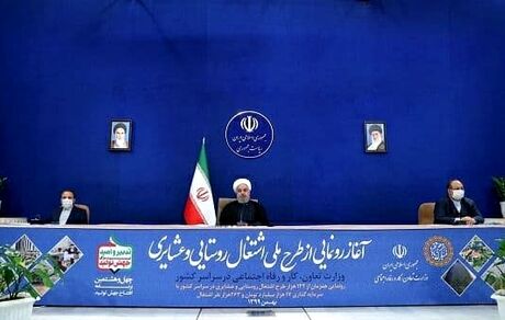 واکسیناسیون در ایران از فردا و در چارچوب سند مصوب ستاد ملی مقابله با کرونا آغاز می‌شود