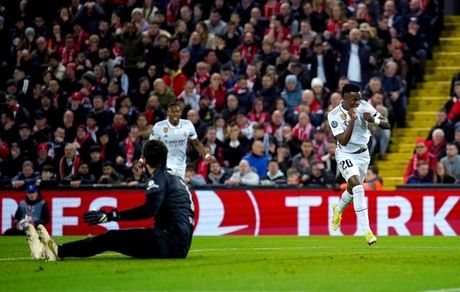 لیگ قهرمانان اروپا: رئال، لیورپول را در آنفیلد به آتش کشید و به صعود سلام کرد