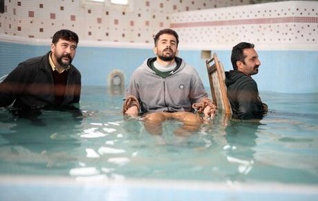 گریم امیرحسین صدیق در نقش یک مامور امنیتی در «کتونی زرنگی»