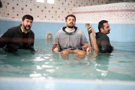گریم امیرحسین صدیق در نقش یک مامور امنیتی در «کتونی زرنگی»