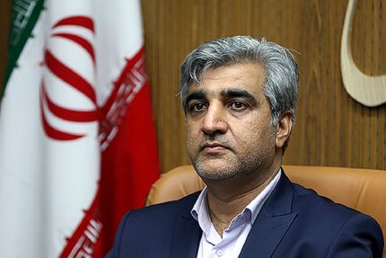 سالاری: دفترچه های درمانی کاغذی تا پایان مهرماه جمع می‌شوند
