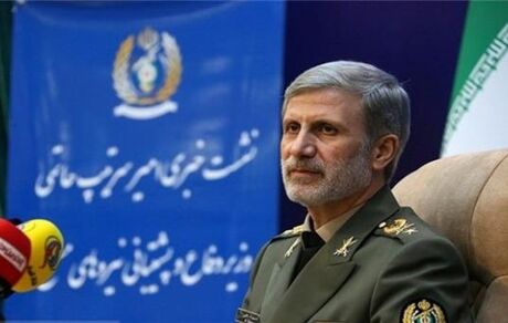وزیر دفاع: تحریم‌های نظام استکبار با مقاومت ملت ایران شکست خورد