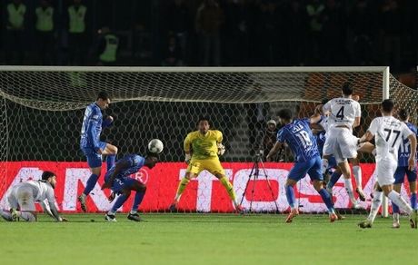 استقلال مقابل ملوان متوقف شد / بهترین فرصت برای گذر از پرسپولیس از دست رفت