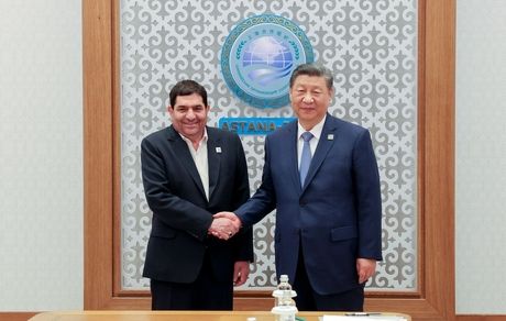 مخبر: روابط ایران و چین در حال گسترش است