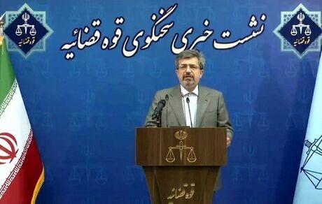 ۱۴ نفر درپی ریزش متروپل بازداشت شدند / مشایی در مرخصی است / قاتل دو طلبه در حرم رضوی به اعدام محکوم شد