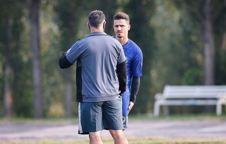 ماجرای کتک‌کاری وریا با محمود فکری درتمرین استقلال