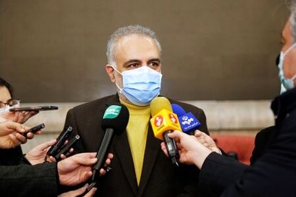 تاکید بر واکسیناسیون سنین ۵ تا ۱۱ سال/بازگشایی مدارس و دانشگاه‌ها کار معقولی نیست