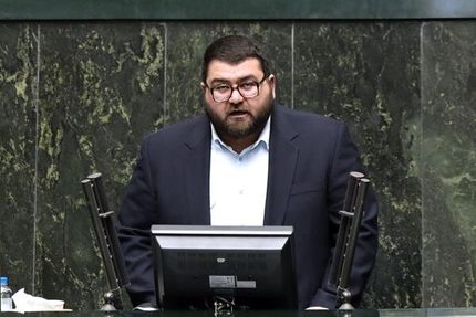 نماینده ارومیه: فاطمی امین خرید خودرو، جهیزیه و تشکیل زندگی را برای جوانان رویا کرد