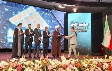 وزیر ارشاد در آئین شصتمین سال جایزه البرز: دشمن به دنبال ایجاد شکاف مذهبی و نسلی است/ آینده به دست جوانان نخبه رقم می خورد