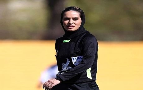 واکنش بانوی داور فوتبال کشورمان به حذف نامش از دربی ۱۰۳ 