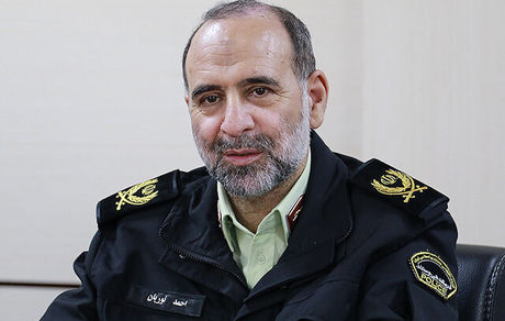 
سخنگوی ناجا: مماشاتی با برهم زنندگان نظم و امنیت نداریم/ شناسایی و برخورد با سرکردگان
