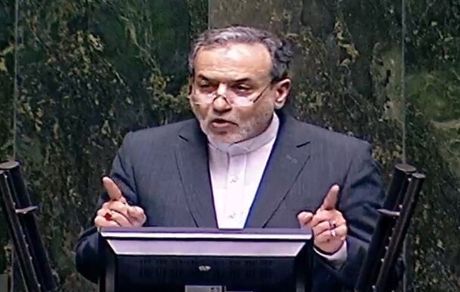 عراقچی: ایرانیان خارج از کشور مورد حمایت کامل دولت چهاردهم خواهند بود