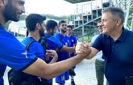 اسکوچیچ در اردوی استقلال حضور یافت