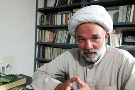 می خواهند مولوی را از اسلام جدا کنند