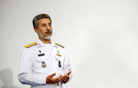 امیر دریادار سیاری: ارتش آمادگی مقابله با هرگونه تهدید دشمن را دارد