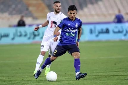 همه باشگاه‌های فوتبال باید قرارداد بازیکنان را اعلام کنند