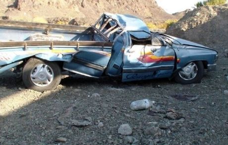 در واژگونی خودرو در سراوان ۴۱ تبعه خارجی کشته و زخمی شدند