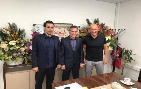 جلسه انصاریفرد با کالدرون برگزار شد
