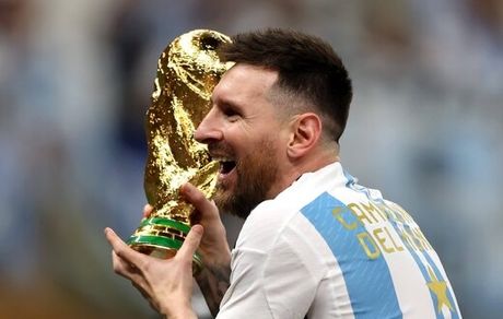 اکیپ: مسی قهرمان قهرمانان جهان در سال ۲۰۲۲ است