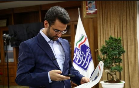  آذری جهرمی: اینترنت رایگان دانشگاه‌ها تا یک ماه آینده تمدید شد