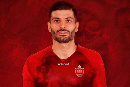 اولین بازیکن فصل جدید پرسپولیس قراردادش را امضا کرد