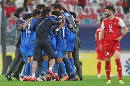 مقصران واقعی نقاب بر صورت دارند