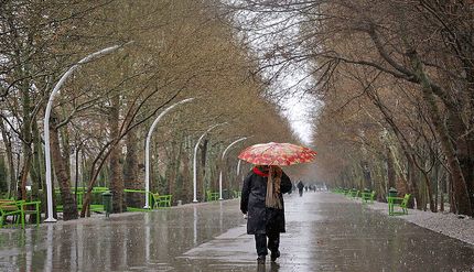 فروردین خشک و کم بارش کشور/ در مصرف آب صرفه‌جویی کنیم